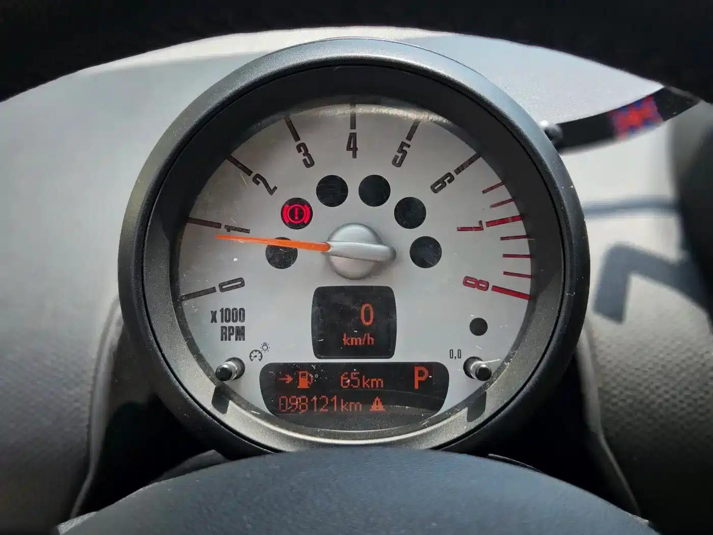 MINI COUNTRYMAN 2011 1.6L COOPER Excitement — миниатюра 14