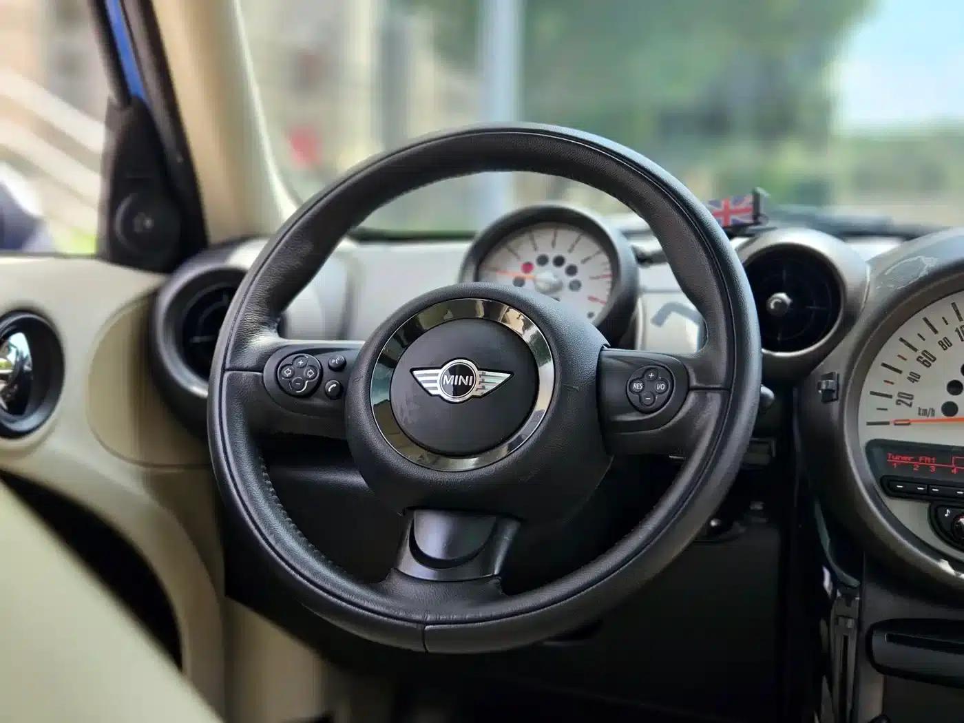 MINI COUNTRYMAN 2011 1.6L COOPER Excitement — миниатюра 15
