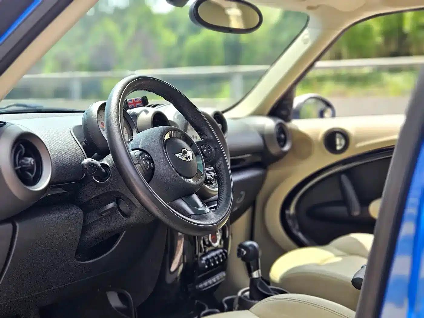 MINI COUNTRYMAN 2011 1.6L COOPER Excitement — миниатюра 18