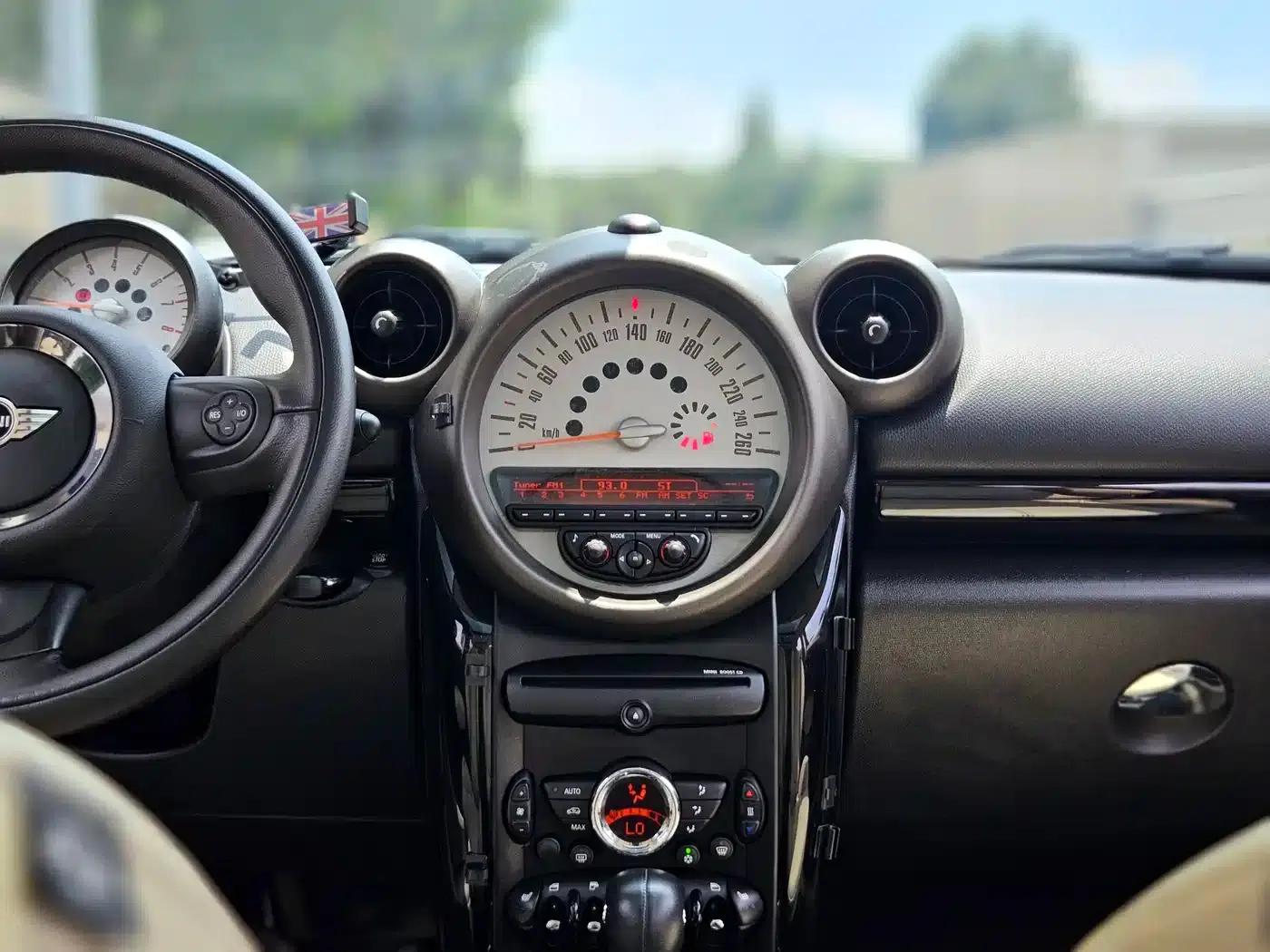 MINI COUNTRYMAN 2011 1.6L COOPER Excitement — миниатюра 6