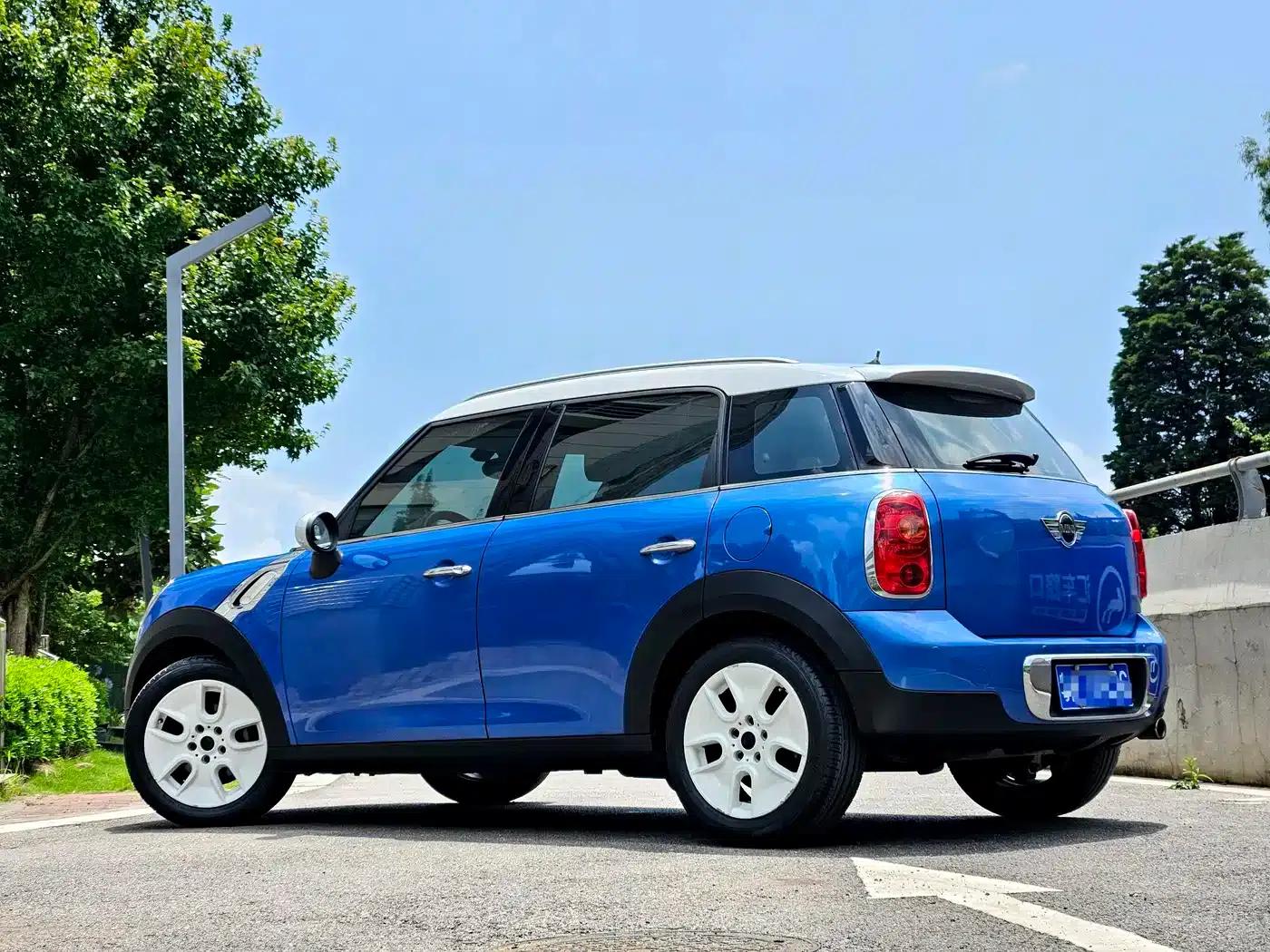 MINI COUNTRYMAN 2011 1.6L COOPER Excitement — миниатюра 10