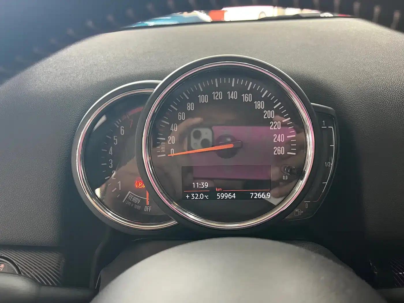 2019 MINI COUNTRYMAN 1.5T COOPER ALL4 Artist Weekend Travel Edition — миниатюра 10
