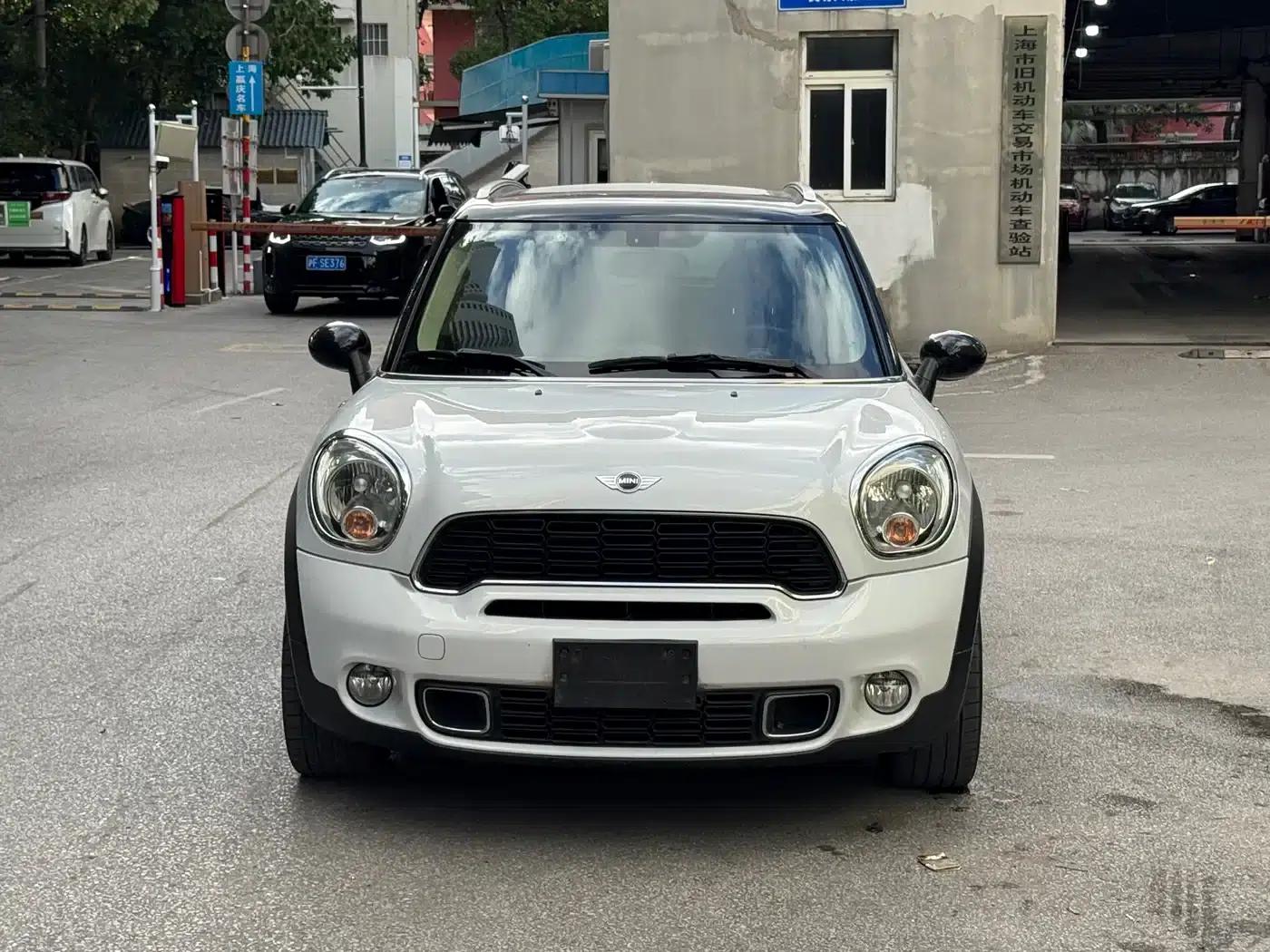 2012 MINI COUNTRYMAN 1.6T COOPER S — миниатюра 1