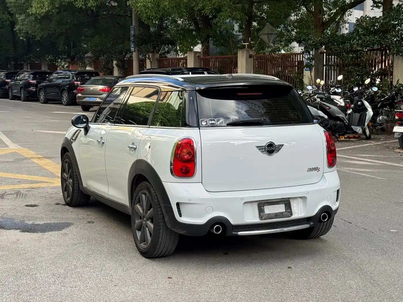 2012 MINI COUNTRYMAN 1.6T COOPER S — миниатюра 3