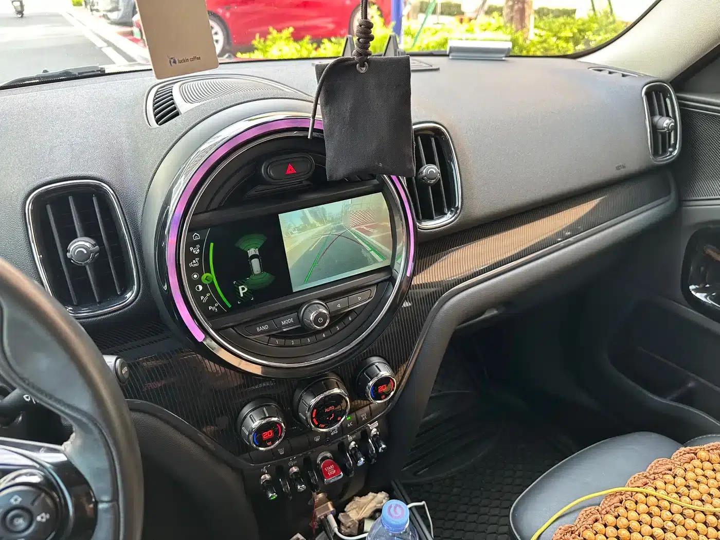 2018 MINI COUNTRYMAN 2.0T COOPER S ALL4 Artist — миниатюра 12