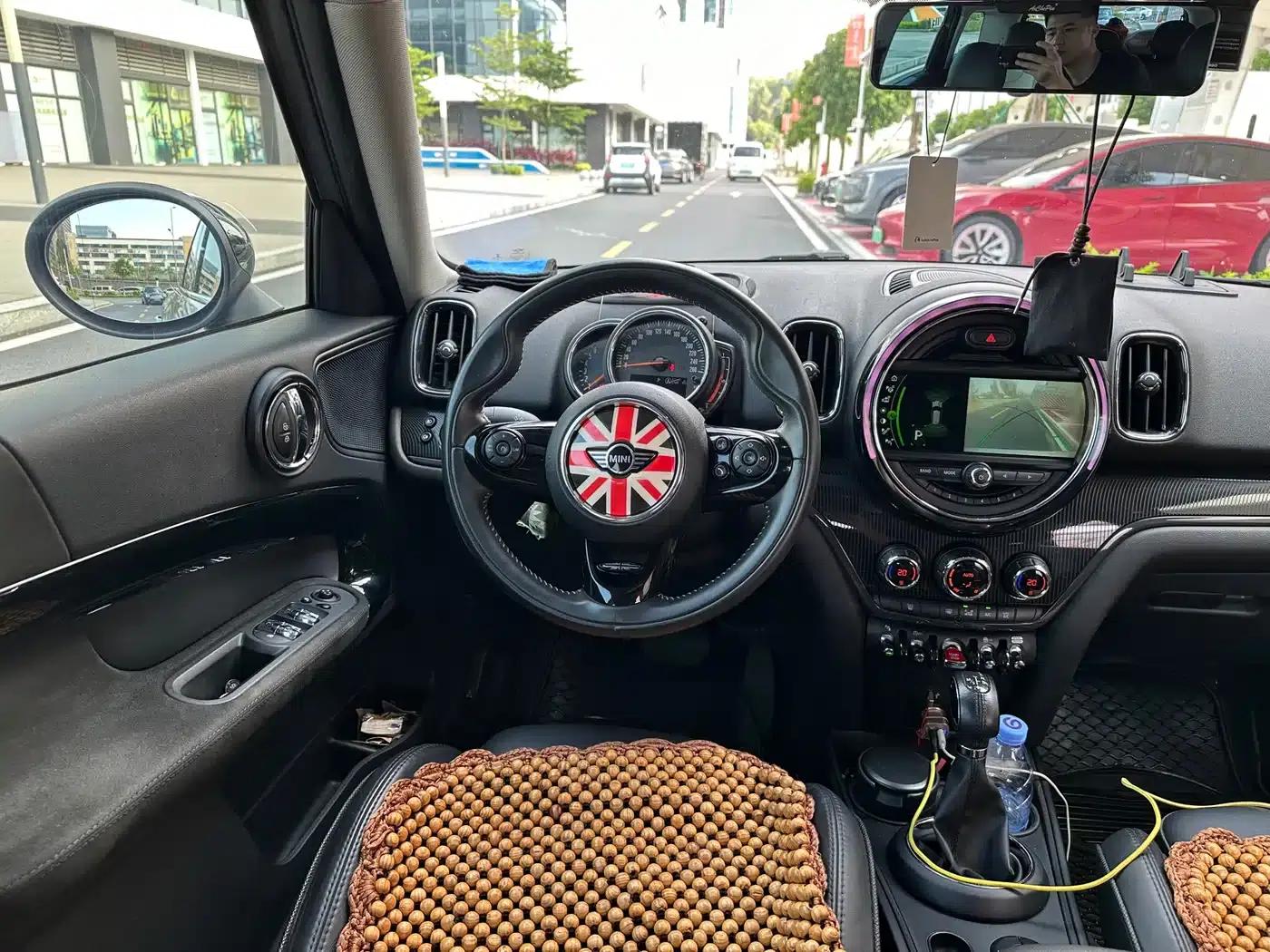2018 MINI COUNTRYMAN 2.0T COOPER S ALL4 Artist — миниатюра 14