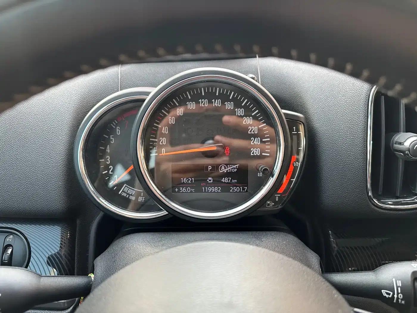 2018 MINI COUNTRYMAN 2.0T COOPER S ALL4 Artist — миниатюра 6