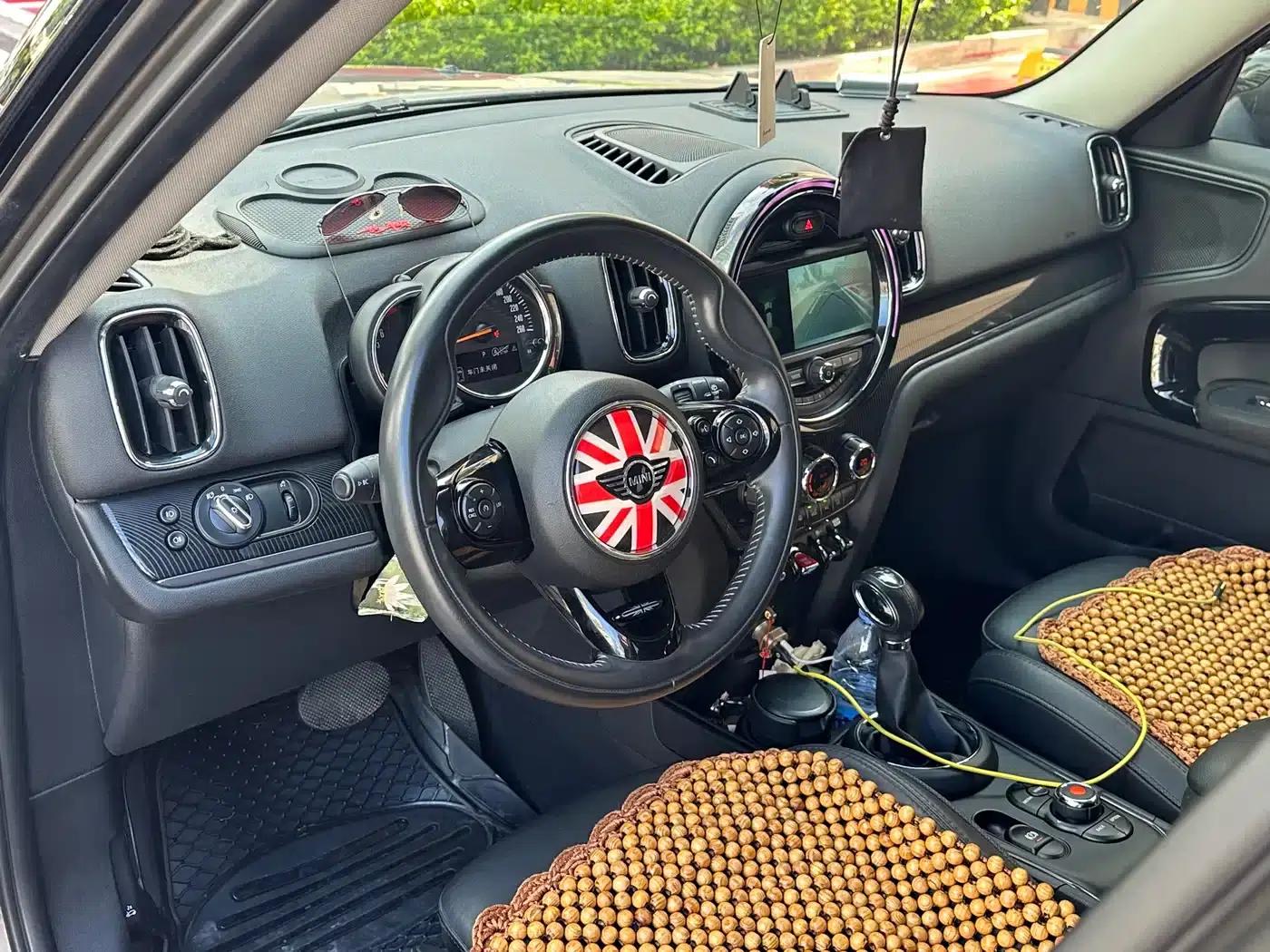 2018 MINI COUNTRYMAN 2.0T COOPER S ALL4 Artist — миниатюра 7