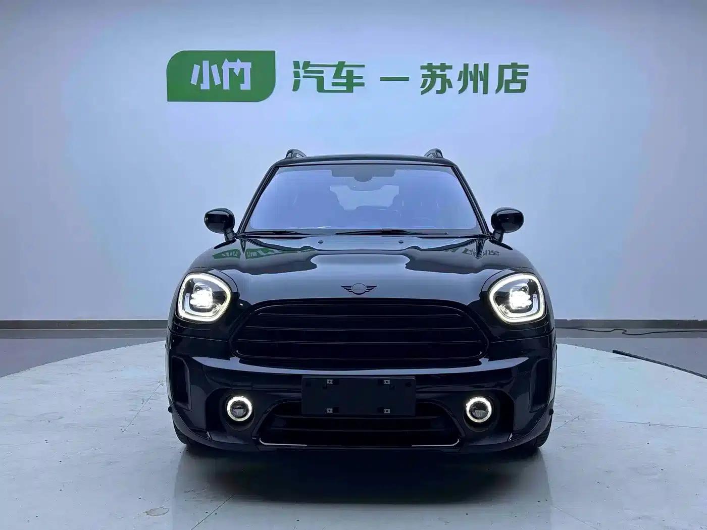 2022 MINI COUNTRYMAN 1.5T COOPER ALL4 Black Label Special Edition — миниатюра 2
