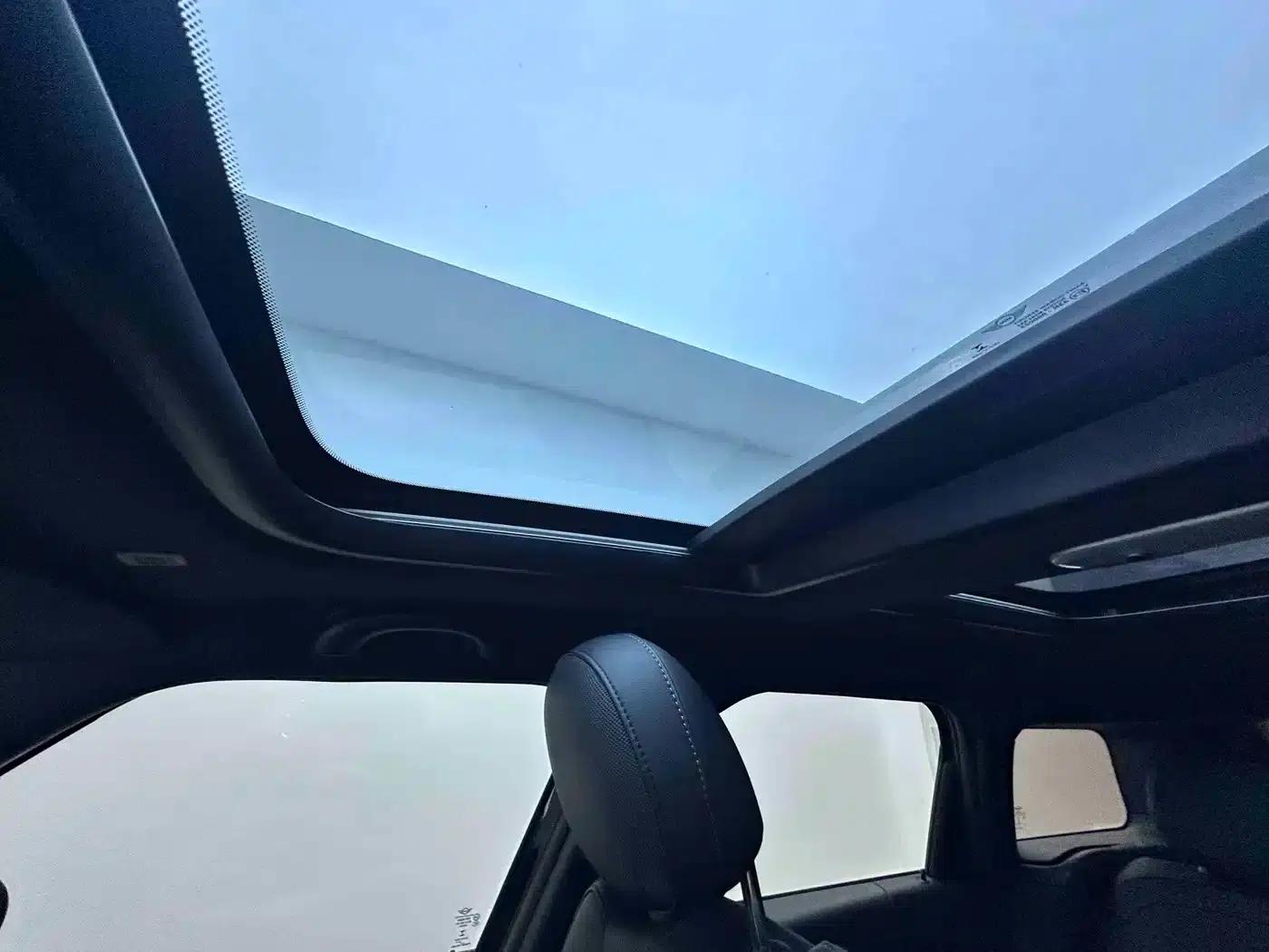 2022 MINI COUNTRYMAN 1.5T COOPER ALL4 Black Label Special Edition — миниатюра 16