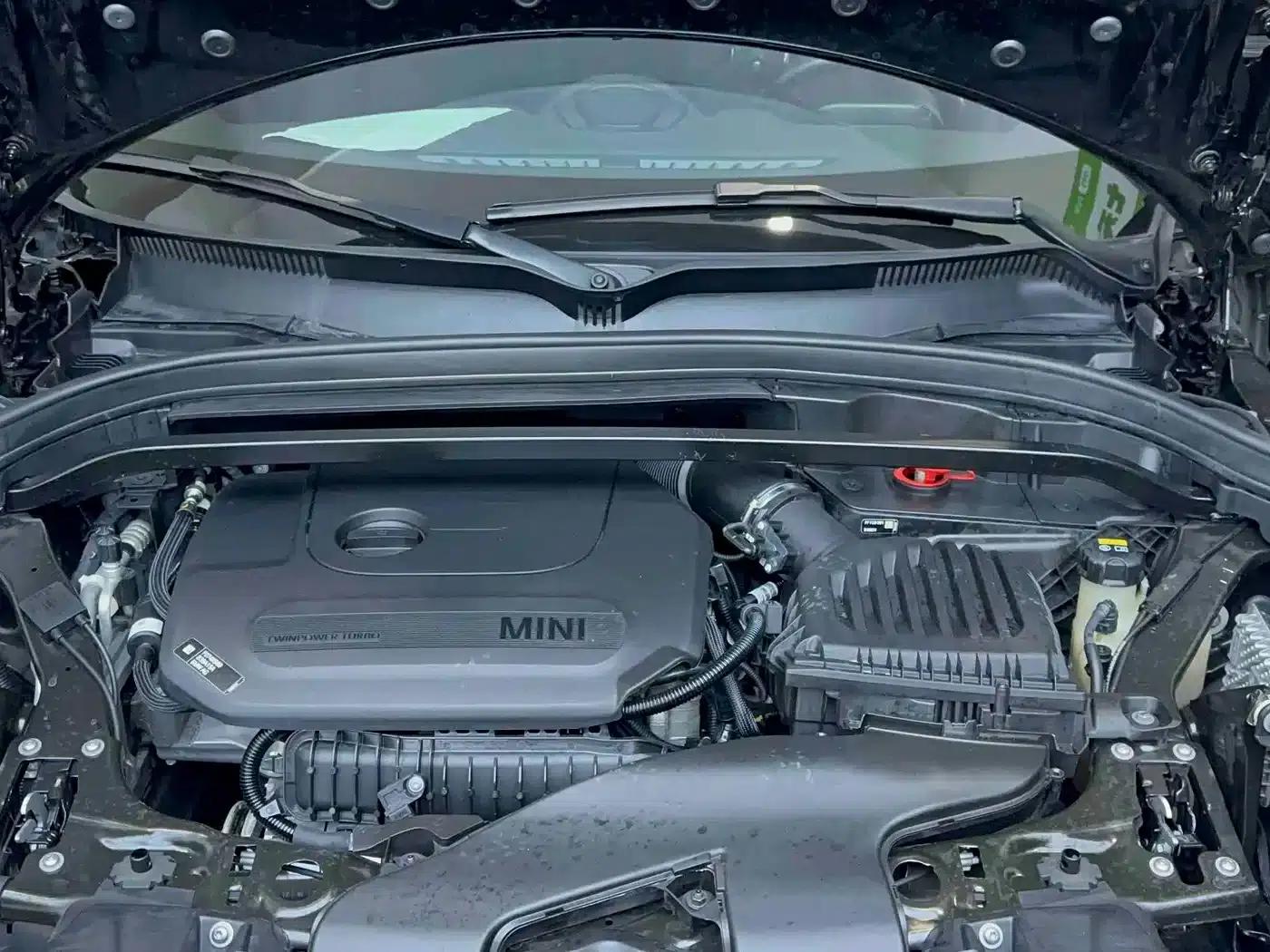 2022 MINI COUNTRYMAN 1.5T COOPER ALL4 Black Label Special Edition — миниатюра 21