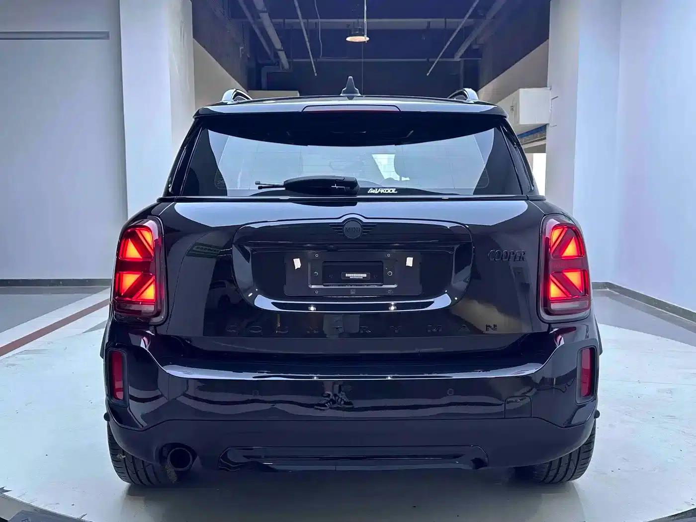 2022 MINI COUNTRYMAN 1.5T COOPER ALL4 Black Label Special Edition — миниатюра 4