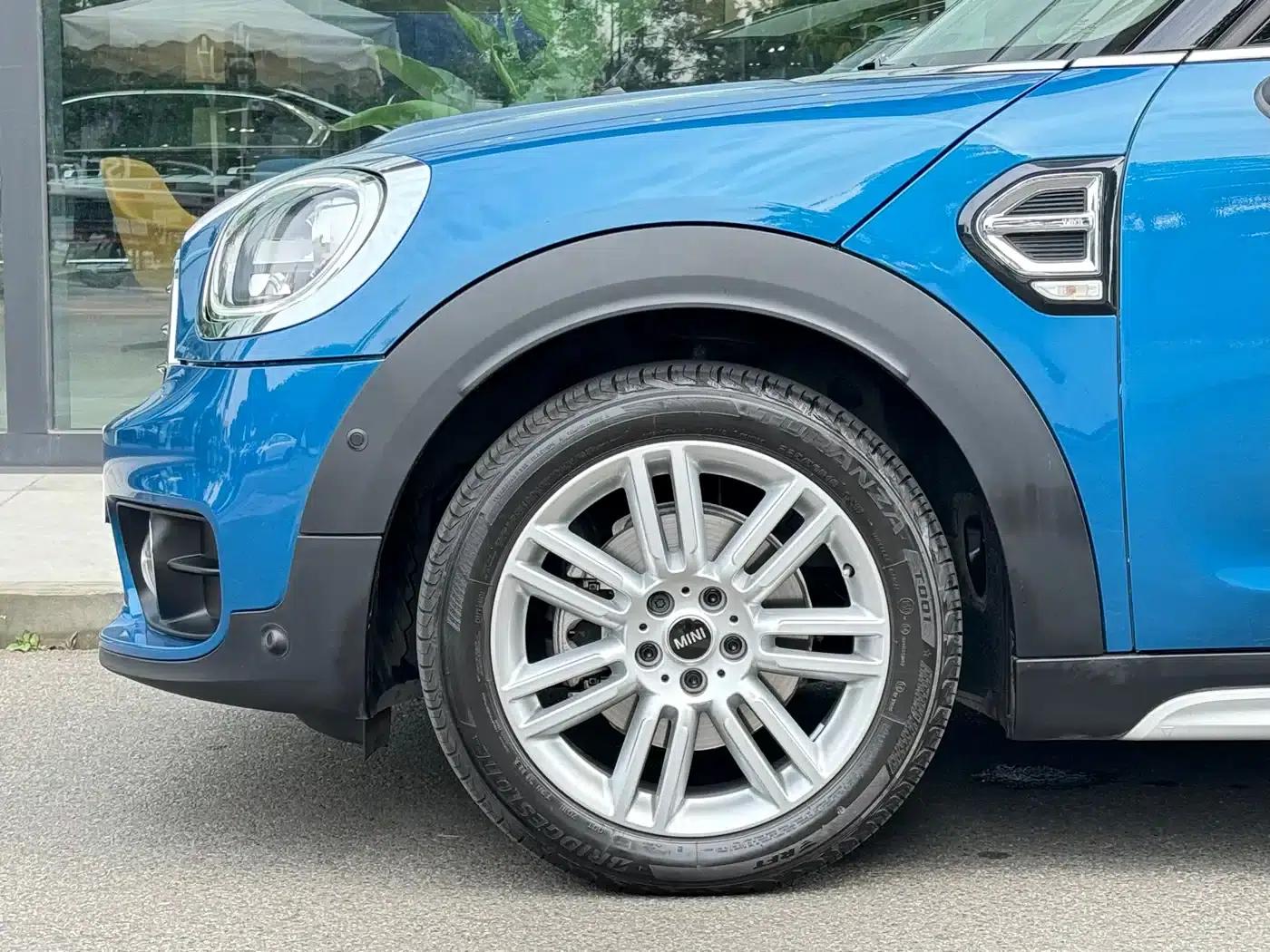 2017 MINI COUNTRYMAN 1.5T COOPER ALL4 Traveler — миниатюра 3