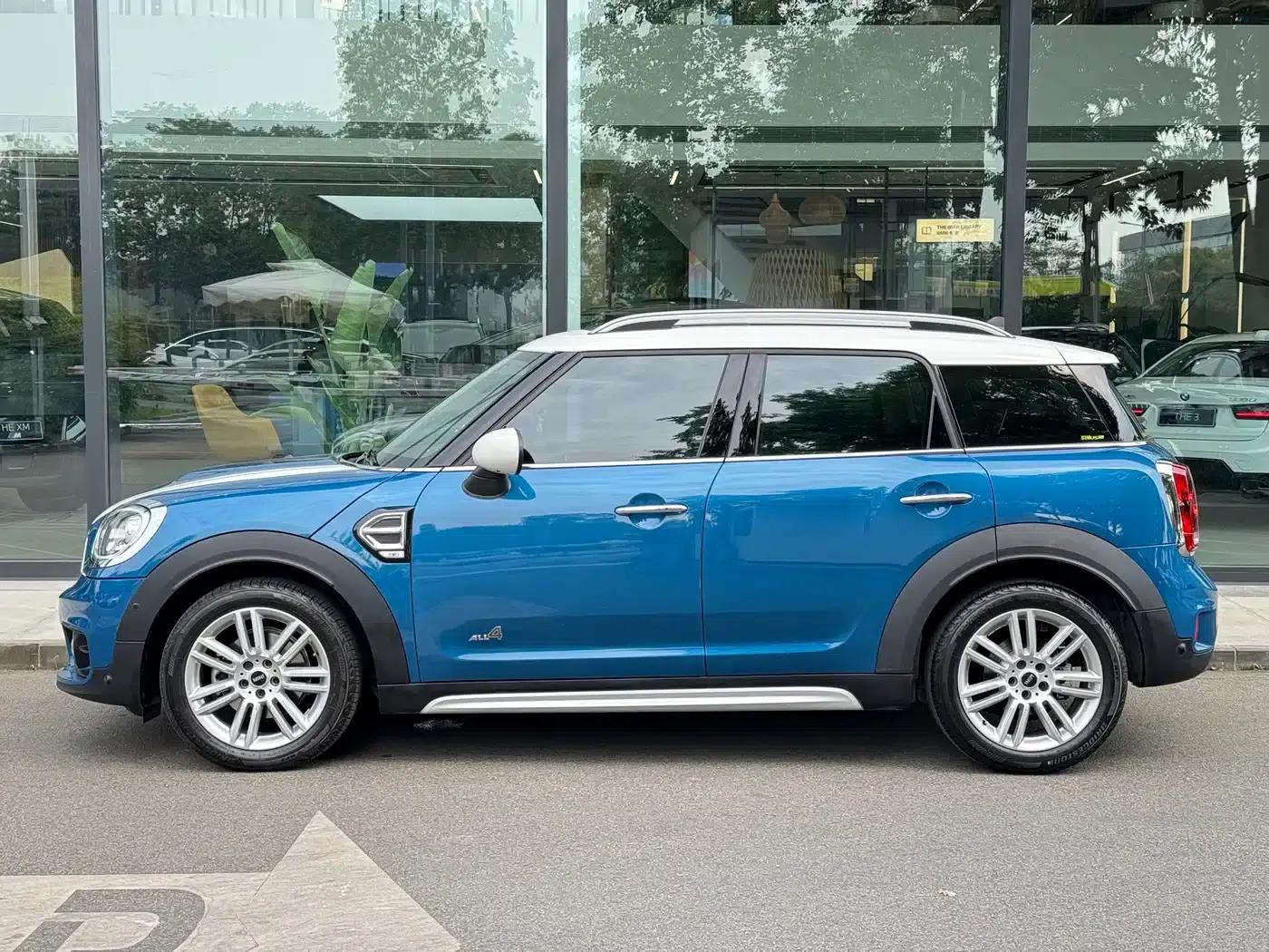 2017 MINI COUNTRYMAN 1.5T COOPER ALL4 Traveler — миниатюра 4