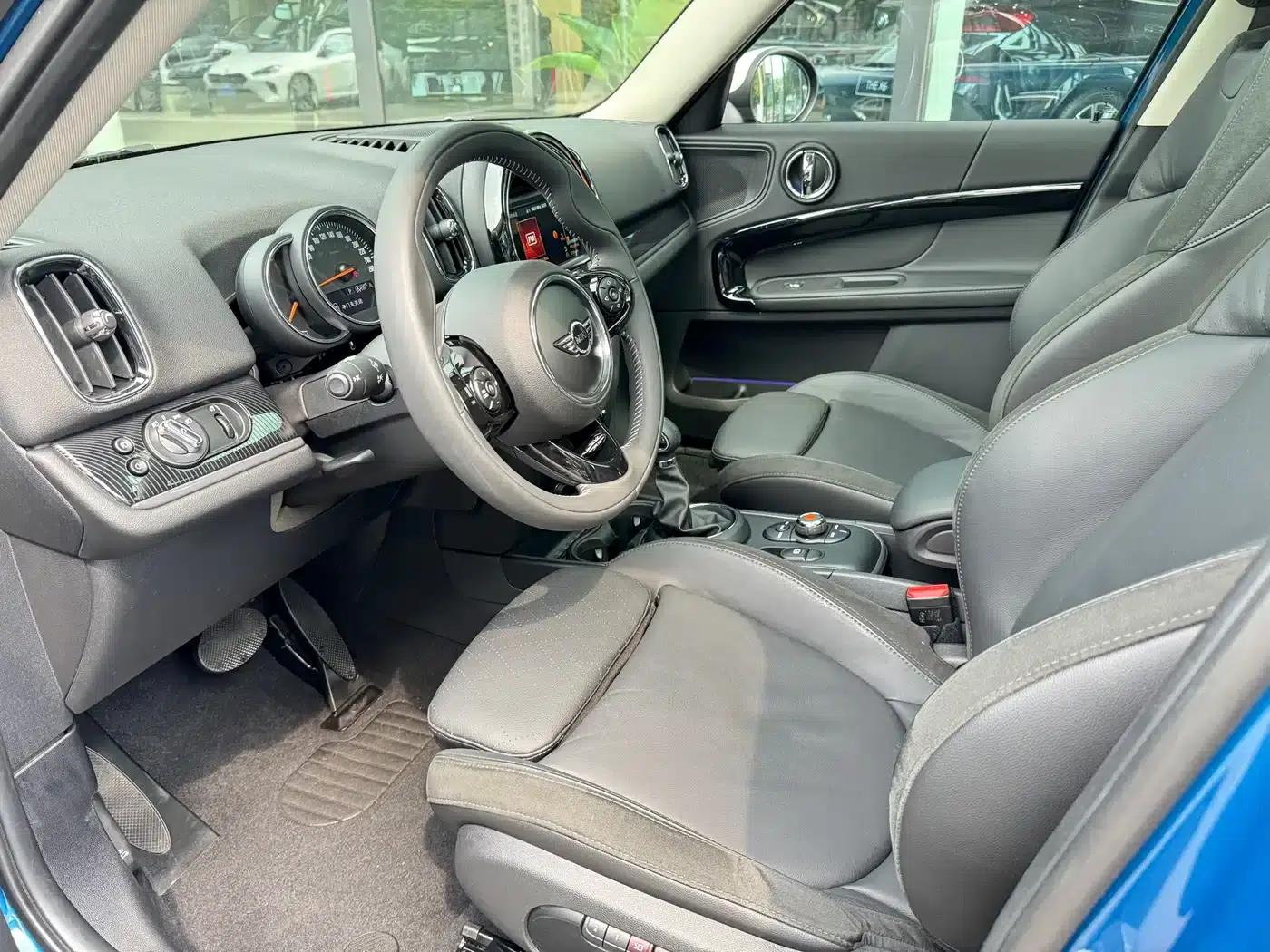 2017 MINI COUNTRYMAN 1.5T COOPER ALL4 Traveler — миниатюра 8