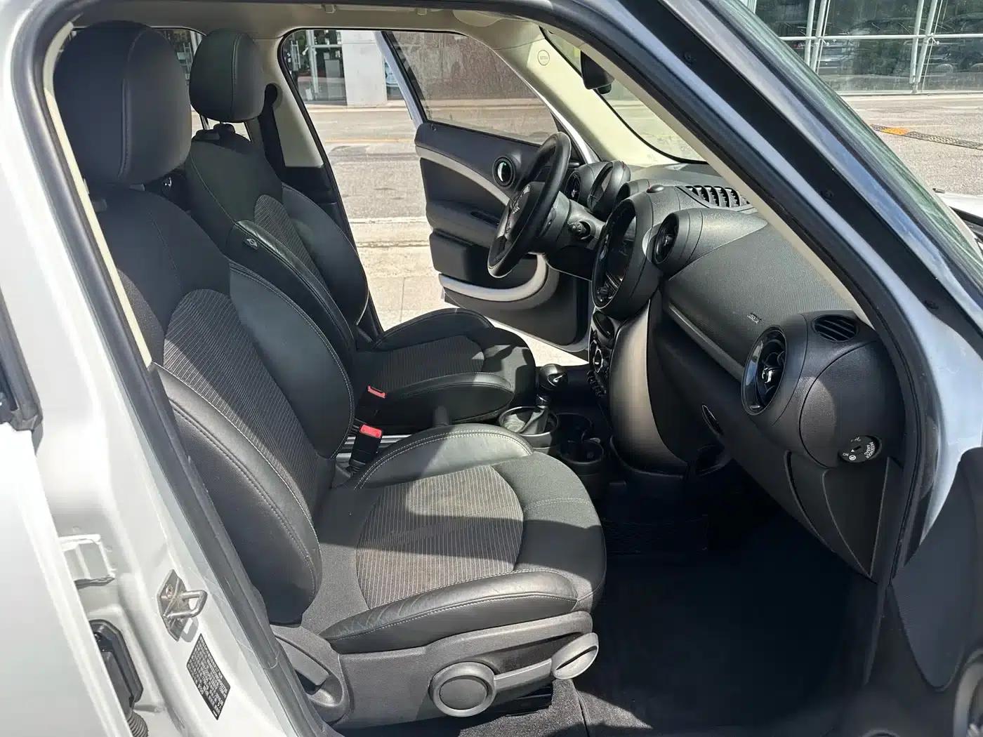 MINI COUNTRYMAN 2014 1.6L COOPER Fun — миниатюра 14