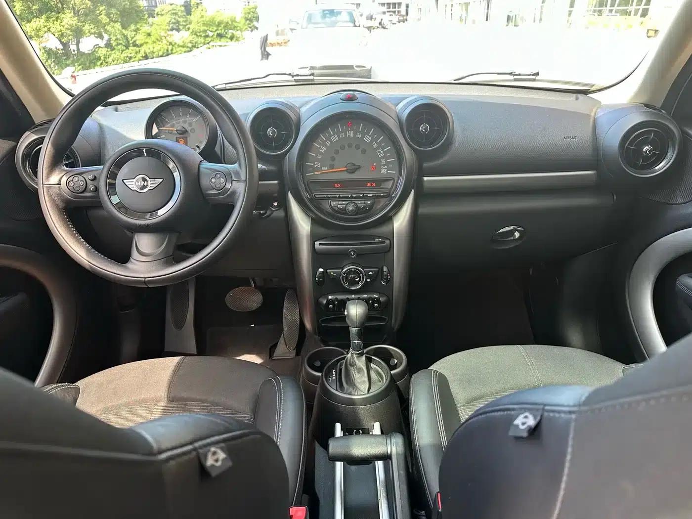 MINI COUNTRYMAN 2014 1.6L COOPER Fun — миниатюра 16