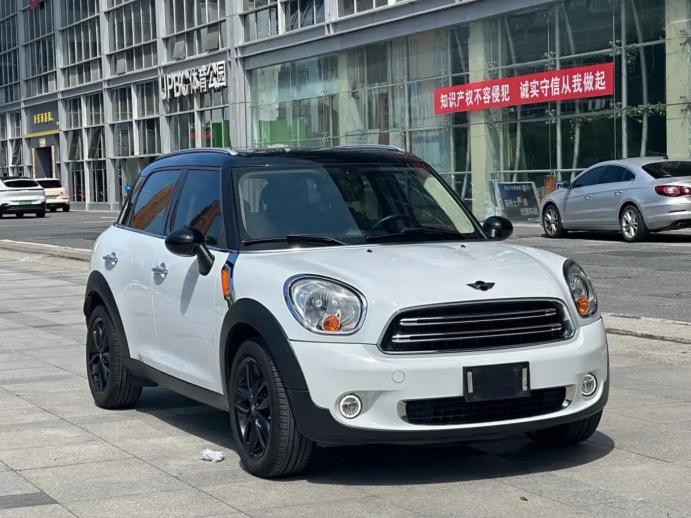 MINI COUNTRYMAN 2014 1.6L COOPER Fun — миниатюра 3