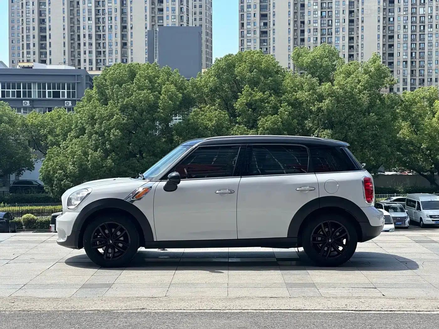 MINI COUNTRYMAN 2014 1.6L COOPER Fun — миниатюра 7