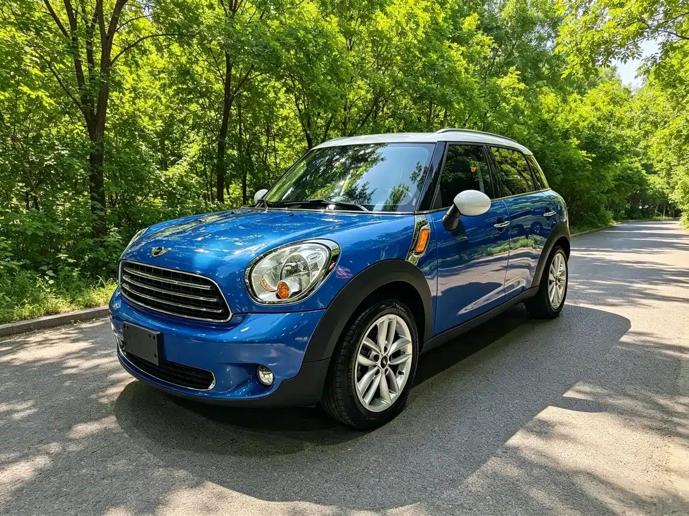MINI COUNTRYMAN 2011 1.6L COOPER Fun — миниатюра 1