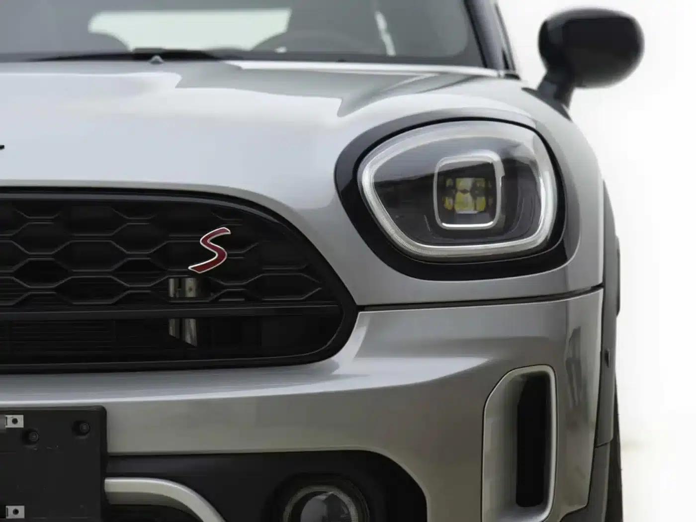 MINI COUNTRYMAN 2023 Facelift II 2.0T COOPER S ALL4 Connoisseur — миниатюра 8