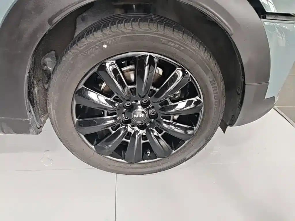 2021 MINI COUNTRYMAN 1.5T COOPER ALL4 Connoisseur — миниатюра 14
