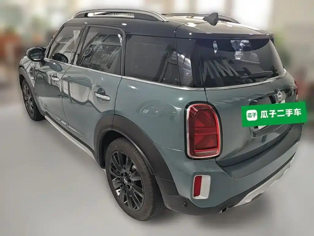 2021 MINI COUNTRYMAN 1.5T COOPER ALL4 Connoisseur — миниатюра 9