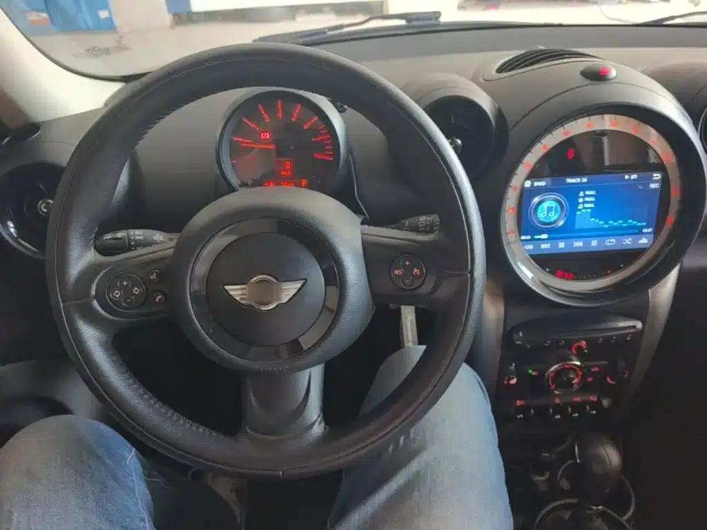 MINI COUNTRYMAN 2014 1.6T COOPER ALL4 Fun — миниатюра 10