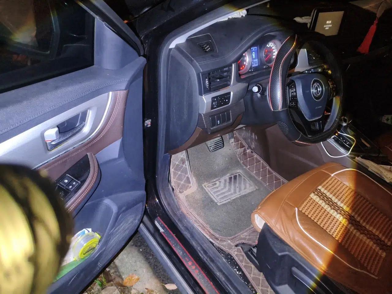 FORTHING Joyear X5 2017 Jingxiang Series 1.5T CVT Luxury Model — миниатюра 16