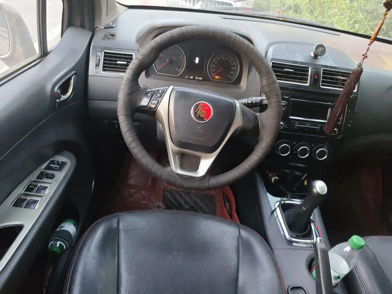 FORTHING Joyear X5 2013 1.6L Manual Luxury Model China IV Standard — миниатюра 10