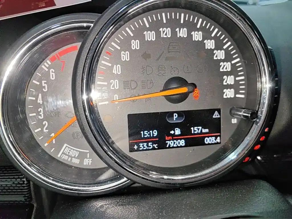 2016 MINI CLUBMAN Facelift 1.5T COOPER — миниатюра 12
