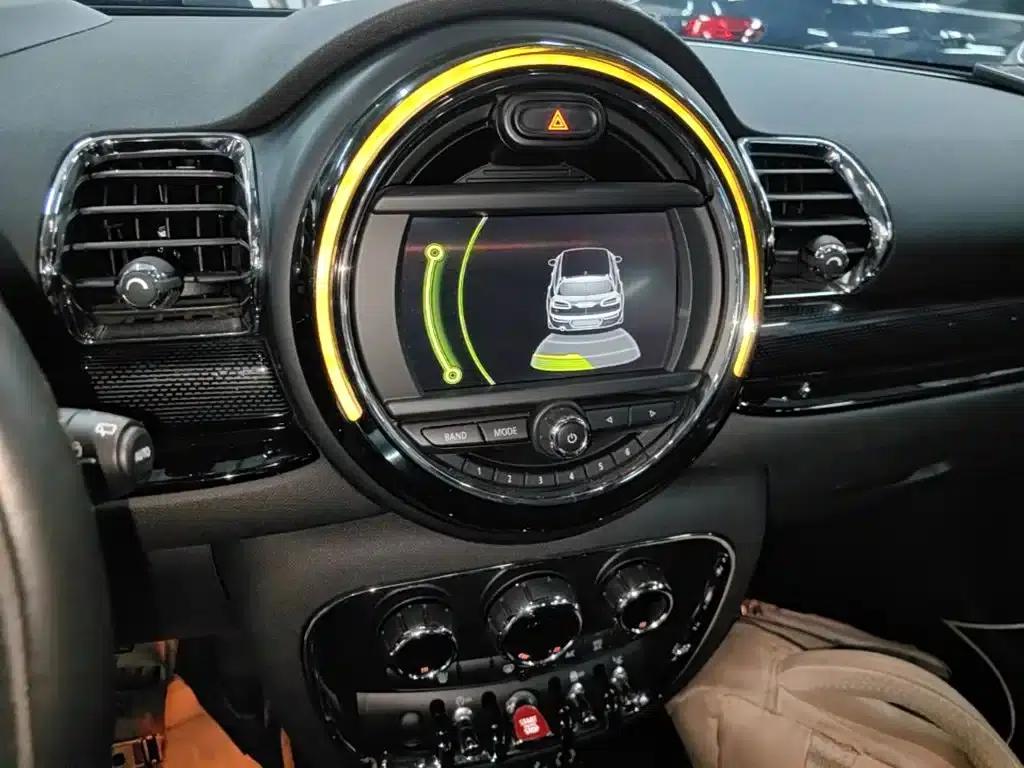 2016 MINI CLUBMAN Facelift 1.5T COOPER — миниатюра 13