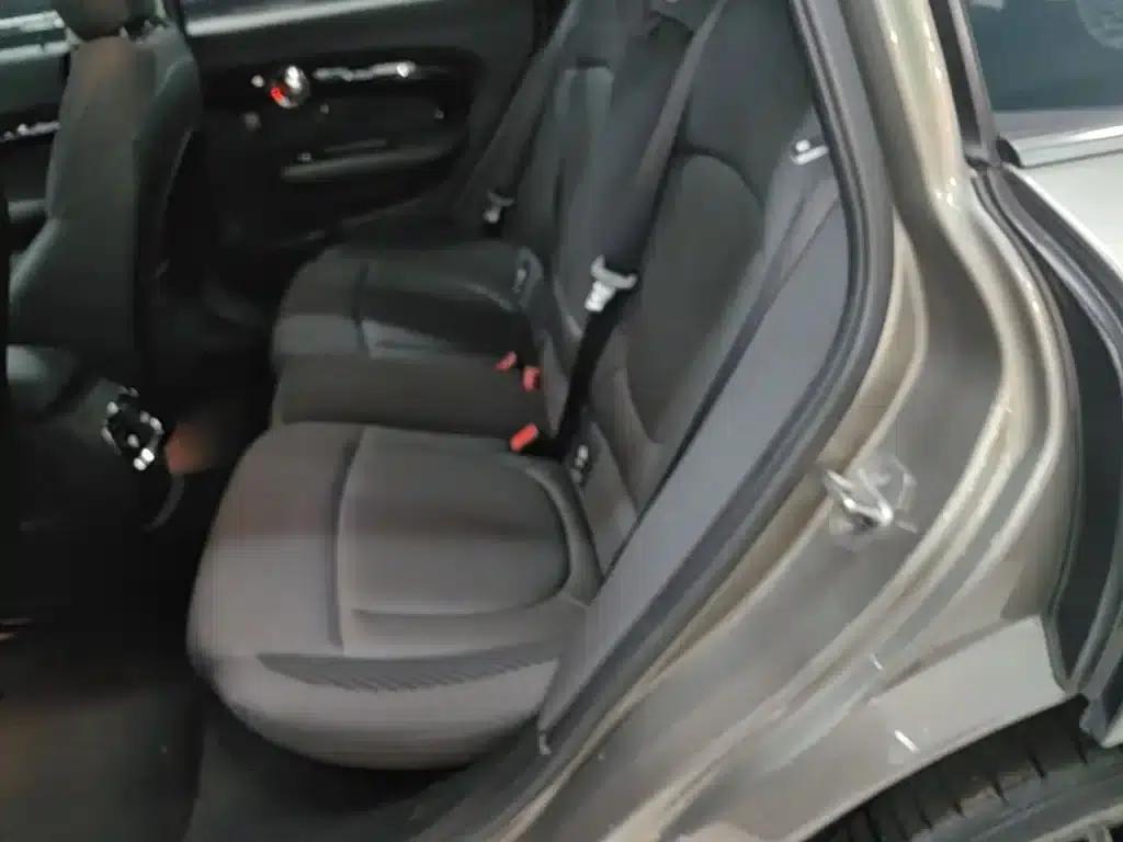 2016 MINI CLUBMAN Facelift 1.5T COOPER — миниатюра 17
