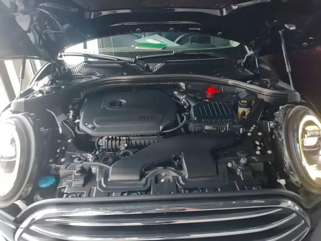 2019 MINI CLUBMAN 1.5T COOPER Connoisseur — миниатюра 20