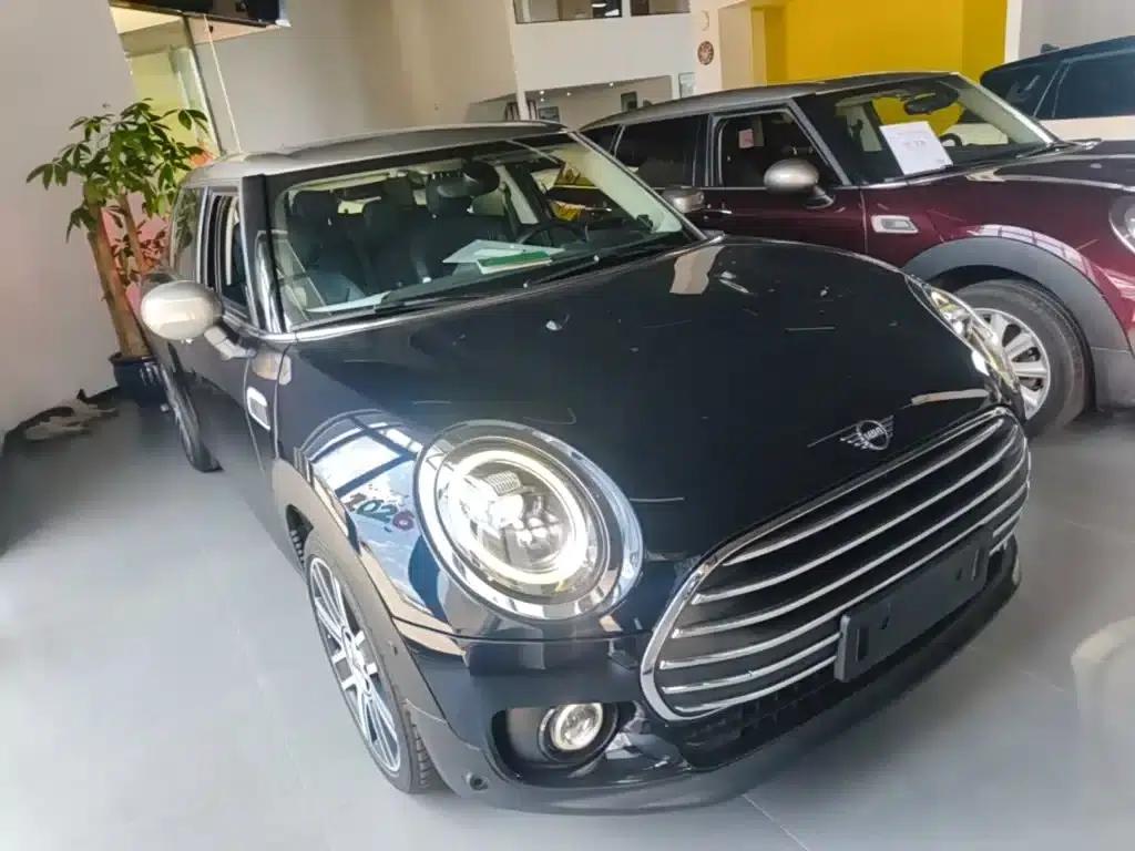 2019 MINI CLUBMAN 1.5T COOPER Connoisseur — миниатюра 4