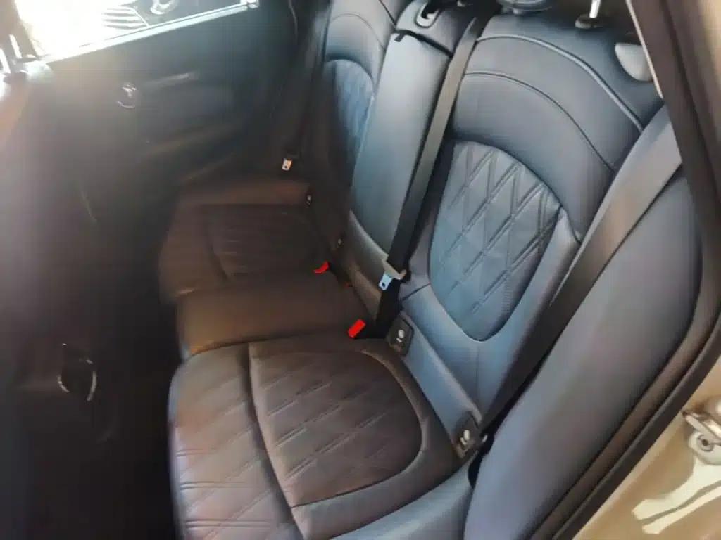 2019 MINI CLUBMAN 1.5T COOPER Connoisseur — миниатюра 17