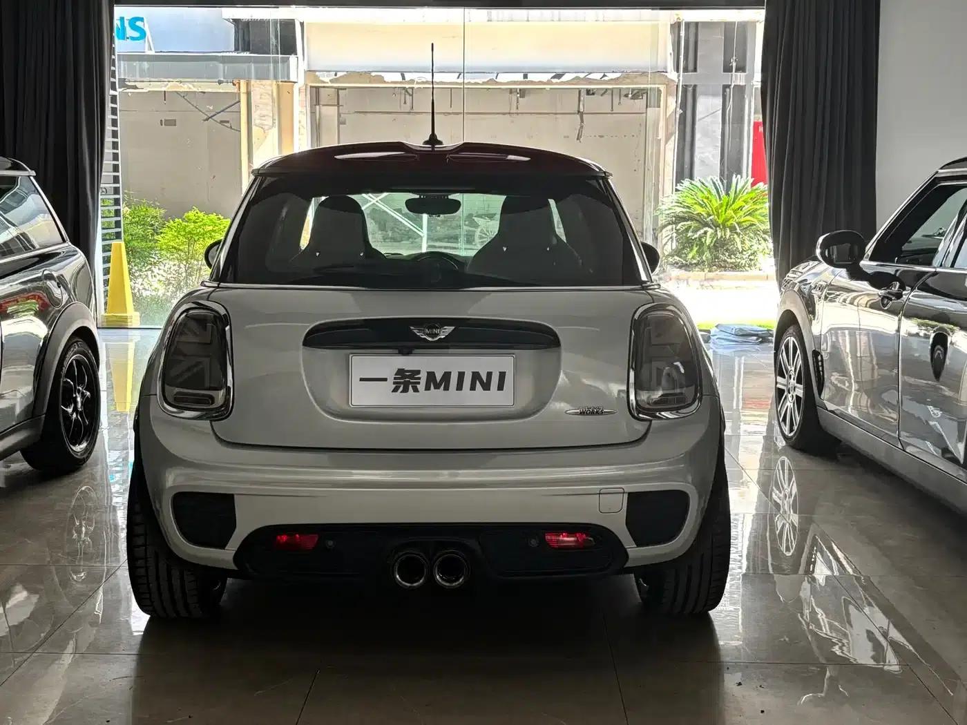 2017 MINI JCW 2.0T JOHN COOPER WORKS - Avant-garde — миниатюра 4