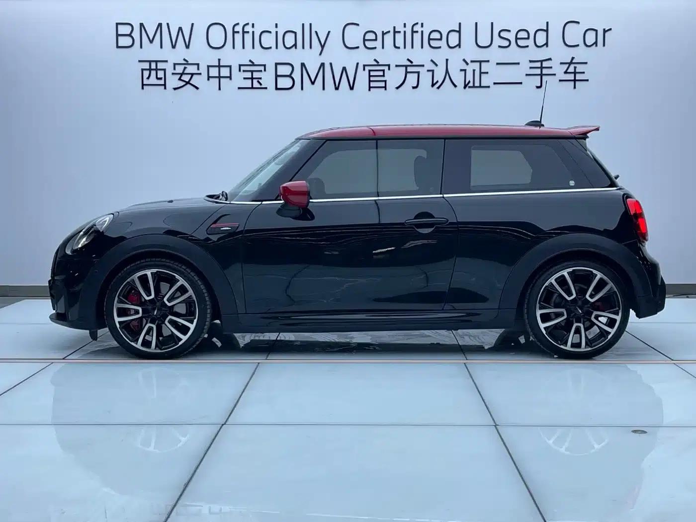 2023 MINI JCW Facelift 2.0T JOHN COOPER WORKS ALL-IN — миниатюра 3
