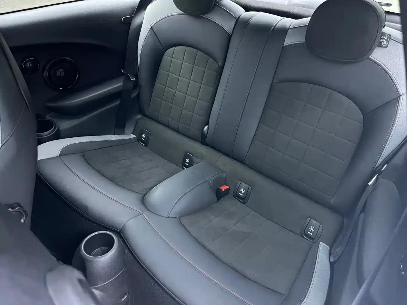 2023 MINI JCW Facelift 2.0T JOHN COOPER WORKS ALL-IN — миниатюра 9