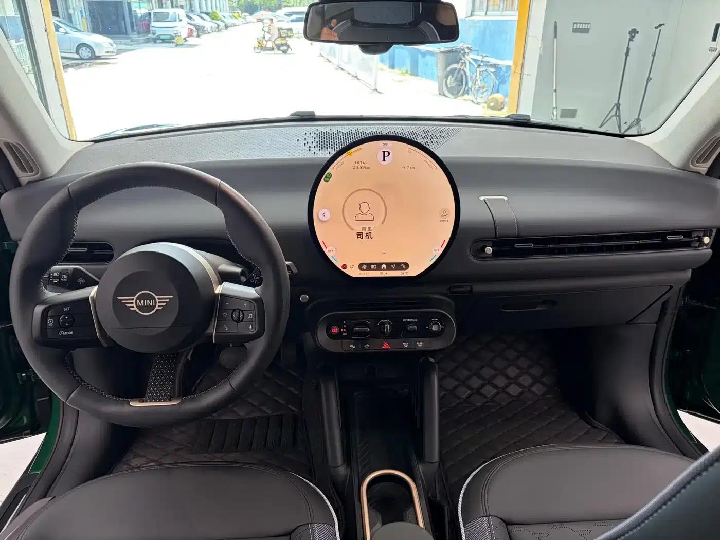 2024 Electric MINI Cooper (456km/h) - Classic Style — миниатюра 8