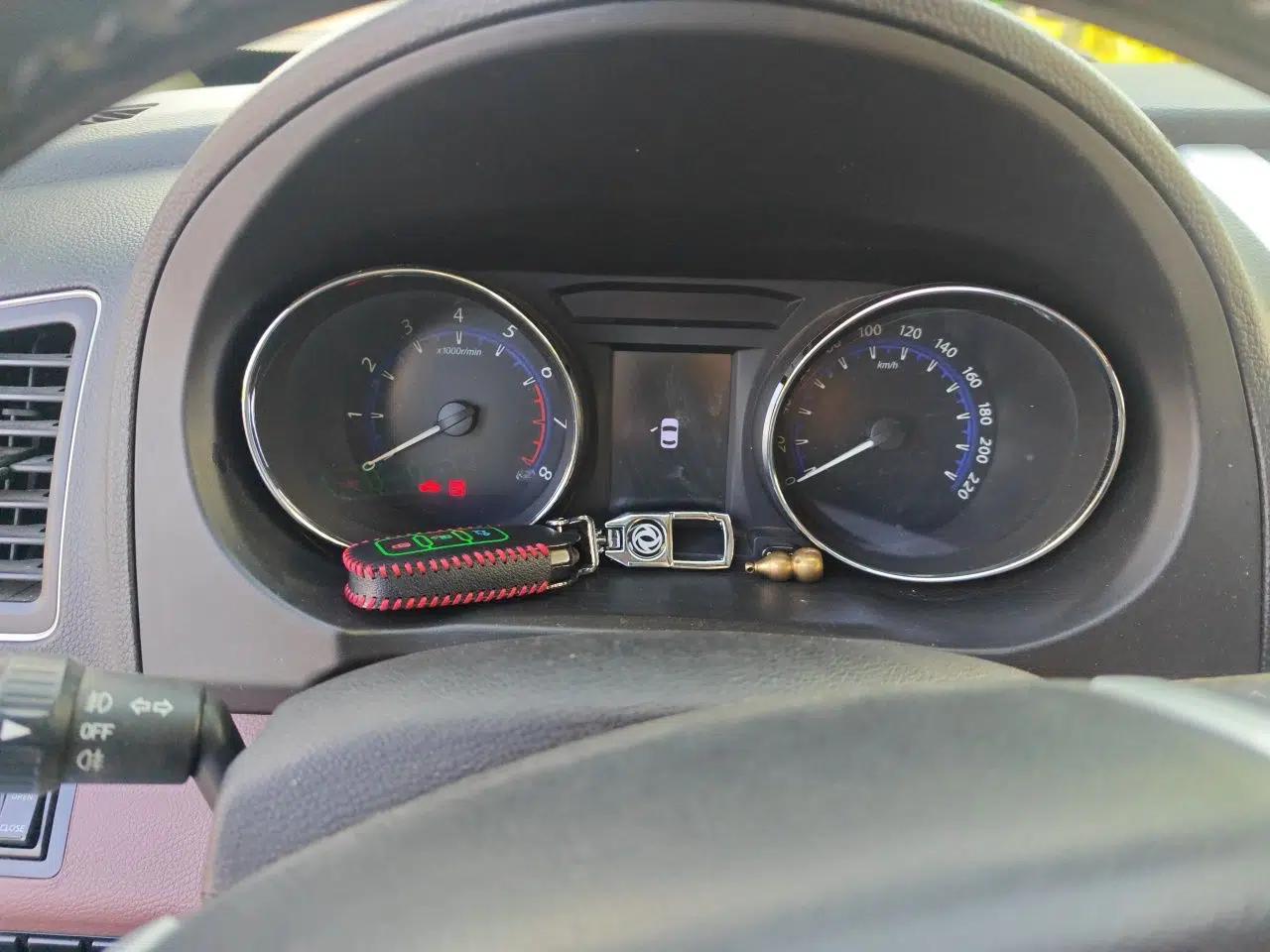 FORTHING SX6 2016 1.6L CVT Deluxe Model — миниатюра 11