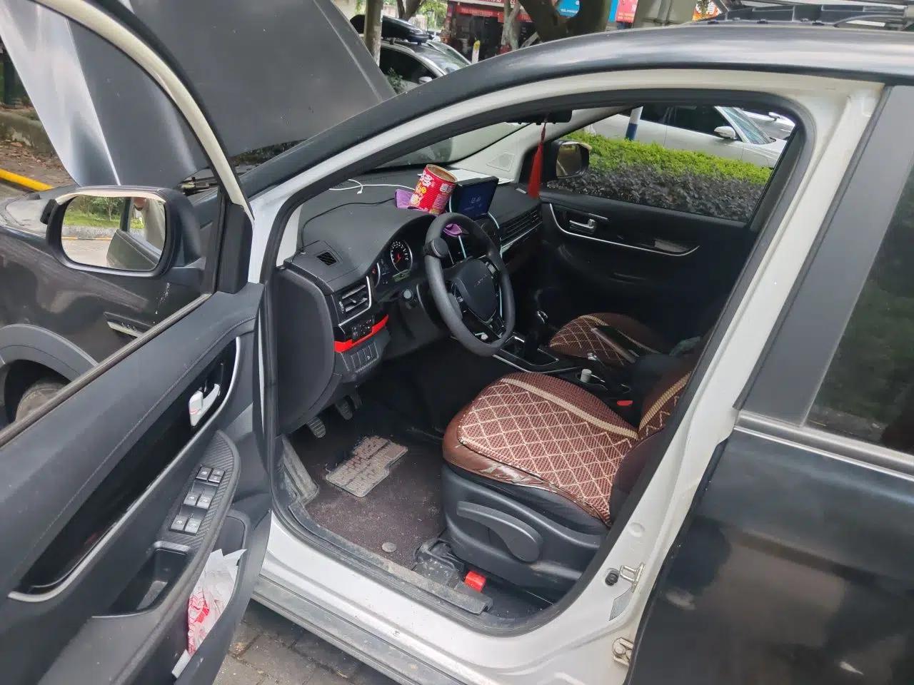 FORTHING SX6 2022 1.6L Manual Comfort Model — миниатюра 16