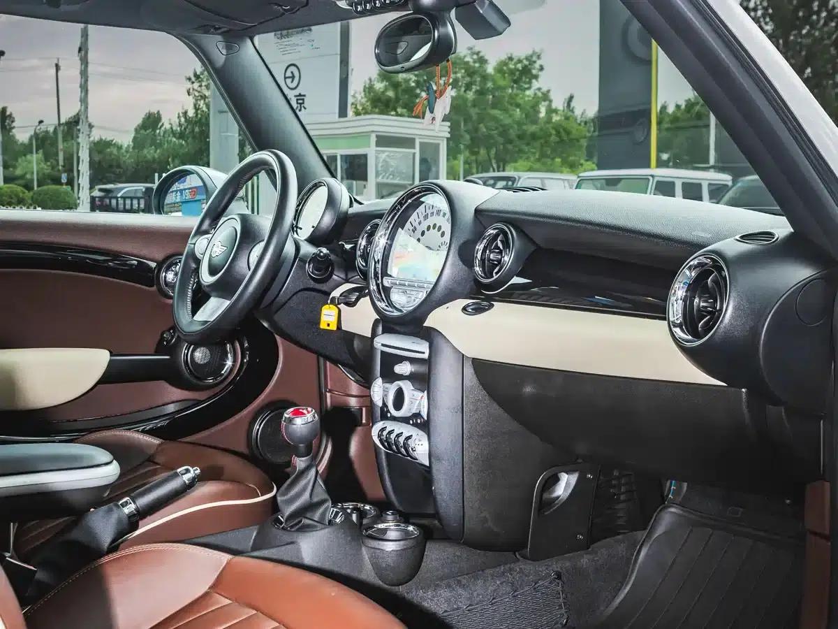 2008 MINI JCW CLUBMAN 1.6L Manual — миниатюра 6