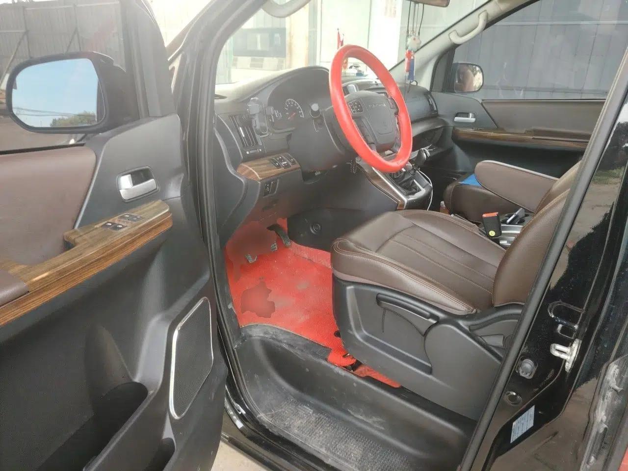 FORTHING Lingzhi PLUS 2021 Travel Edition 2.0L Manual Luxury Version 9 Seats — миниатюра 16