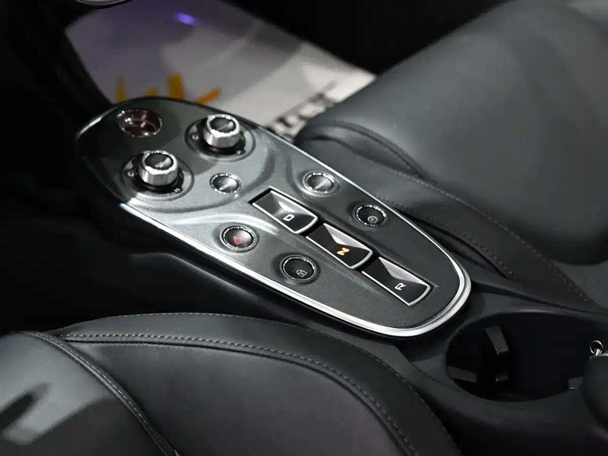 McLaren GT 2019 4.0T Standard Edition — миниатюра 14