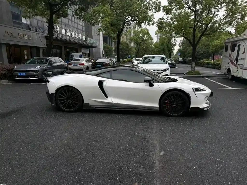 McLaren GT 2023 4.0T Standard Edition — миниатюра 4