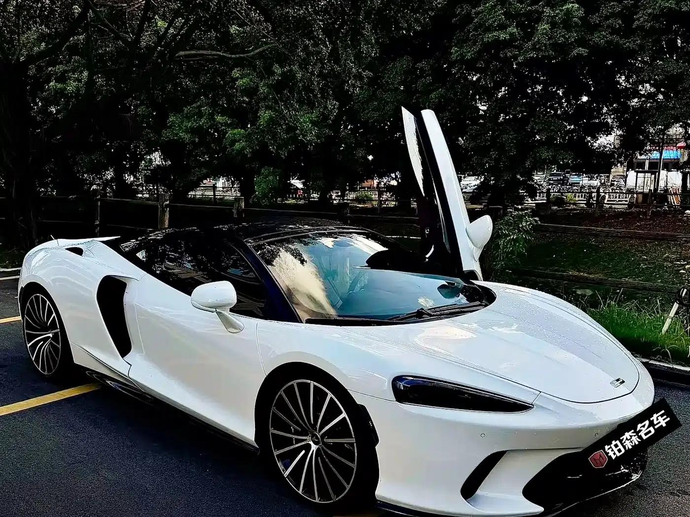 McLaren GT 2023 4.0T Standard Edition — миниатюра 1