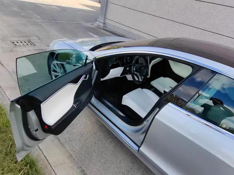 Model S 2017 75 — миниатюра 13