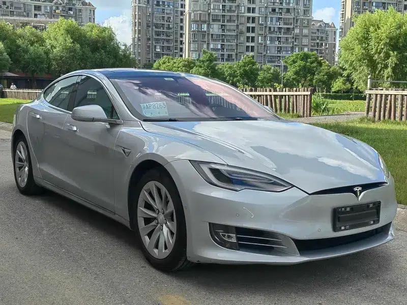 Model S 2017 75 — миниатюра 3