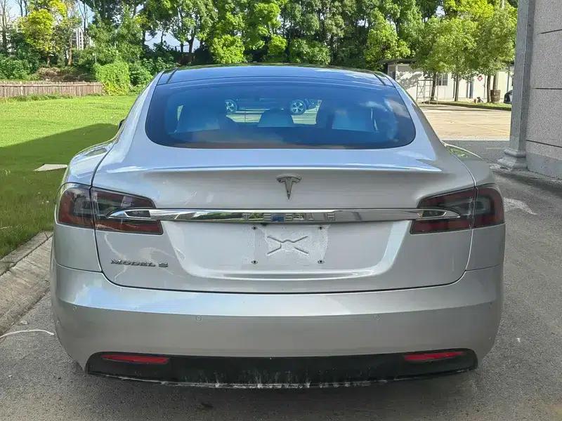 Model S 2017 75 — миниатюра 6